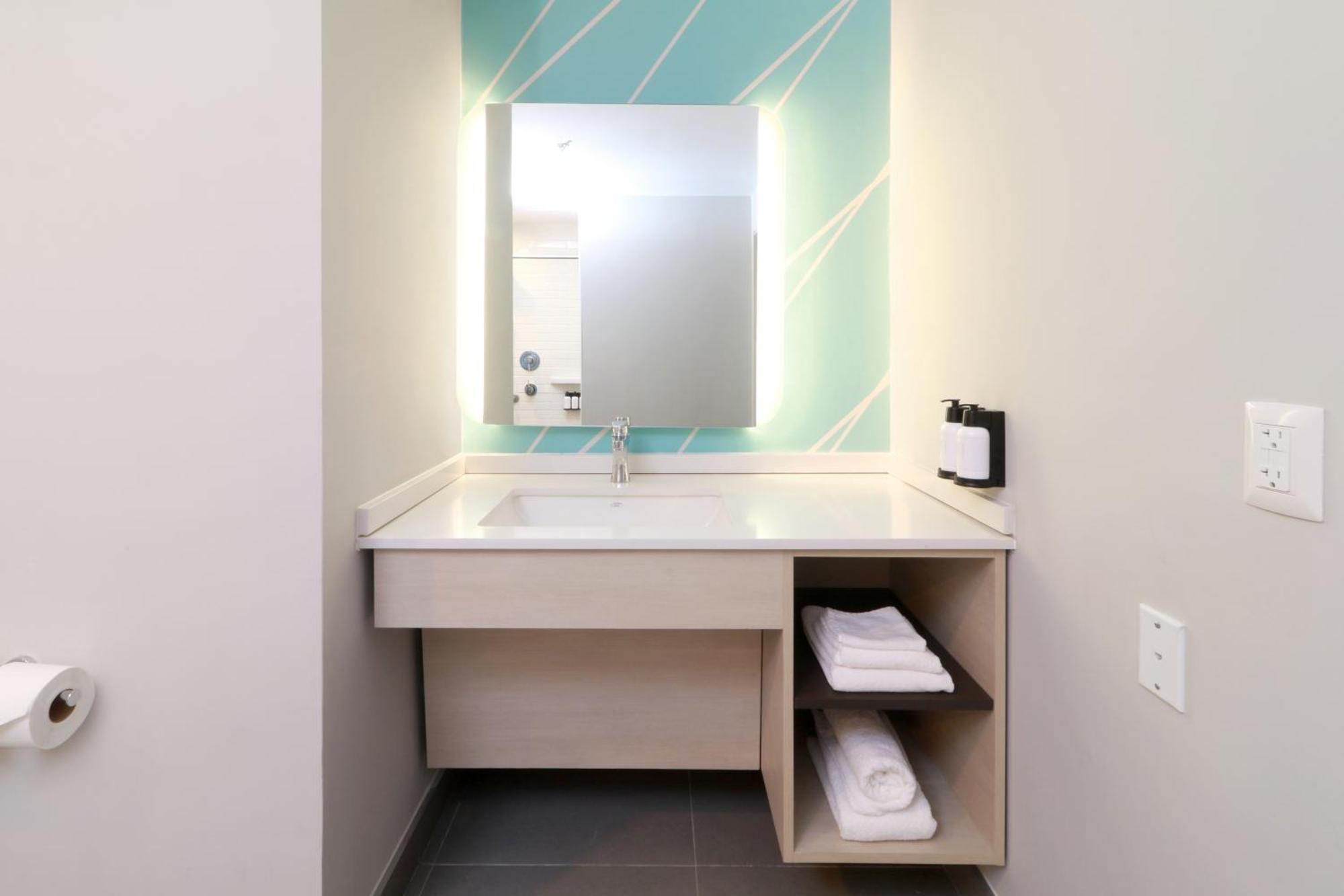Avid Hotels - Tijuana - Otay By Ihg Εξωτερικό φωτογραφία