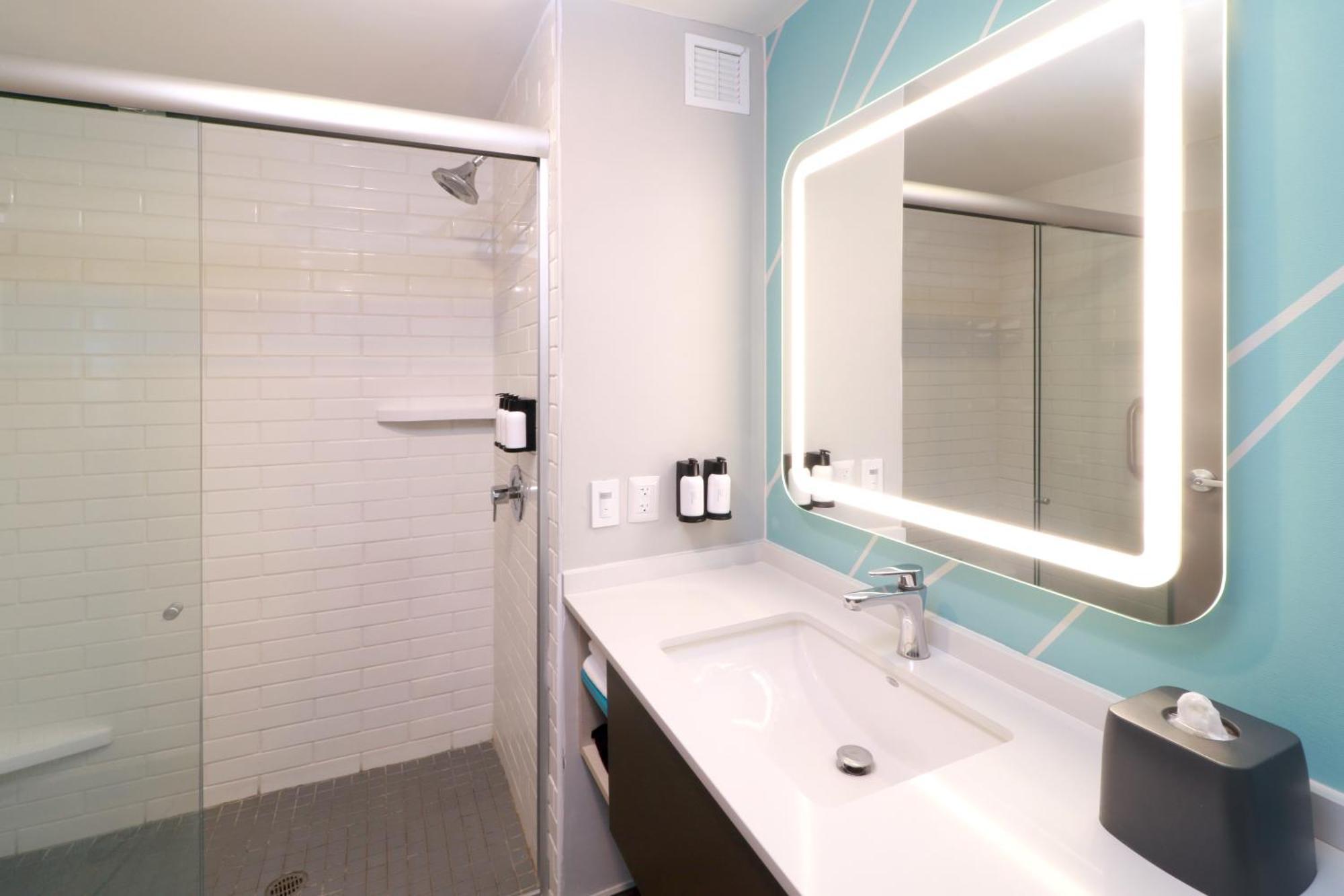 Avid Hotels - Tijuana - Otay By Ihg Εξωτερικό φωτογραφία